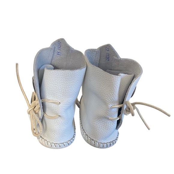 Taos Vintage Native American Hand Beaded Concho Ties Leather Moccasins Sz 9.5 - Picture 10 of 14